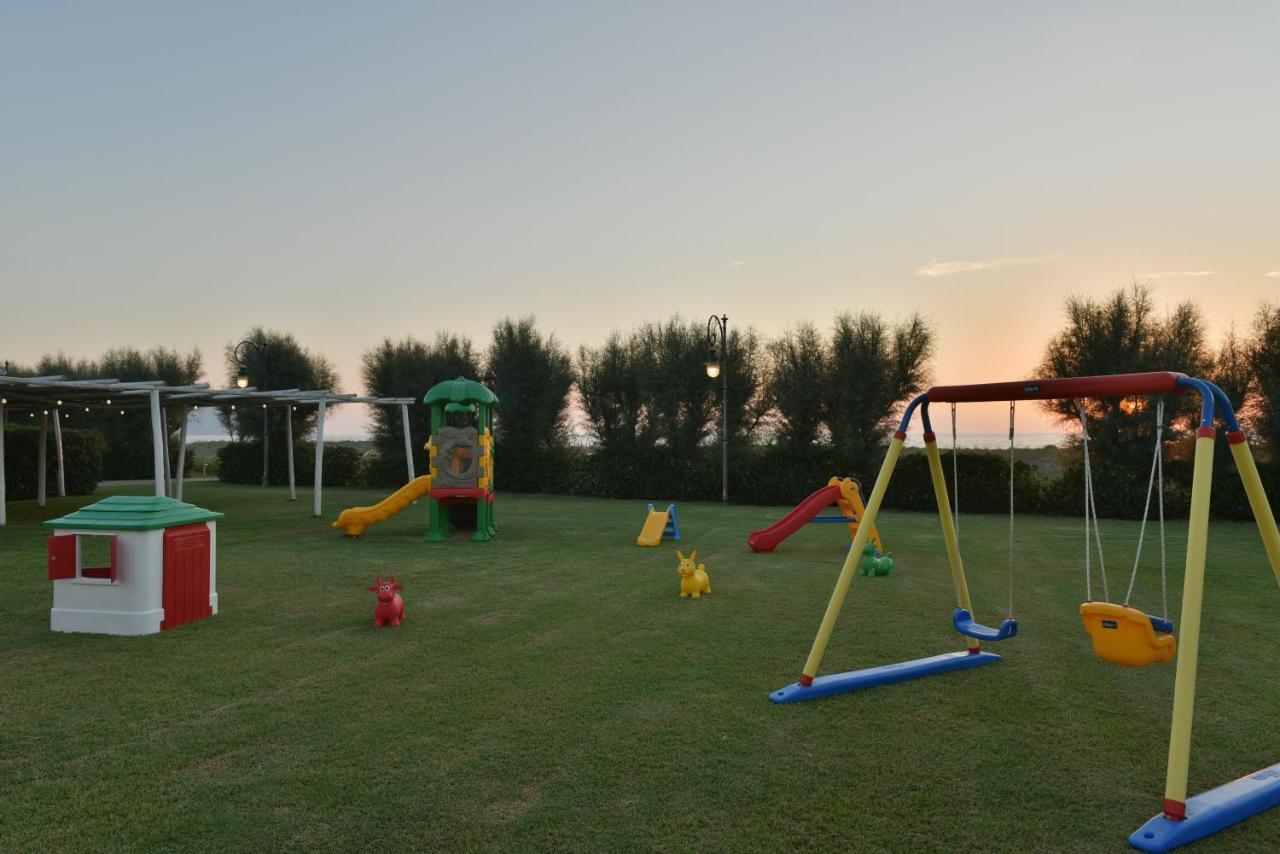 Paestum Inn Beach Resort Exterior photo