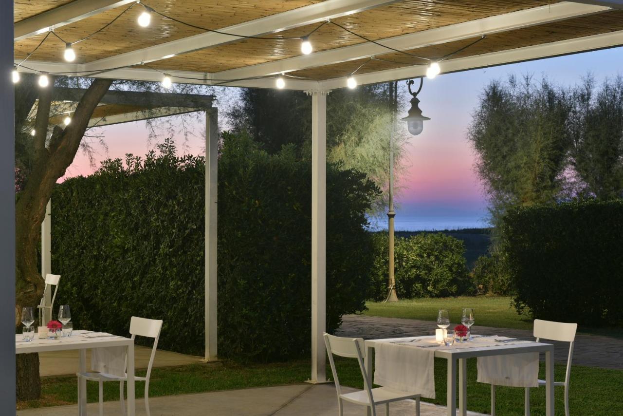 Paestum Inn Beach Resort Exterior photo