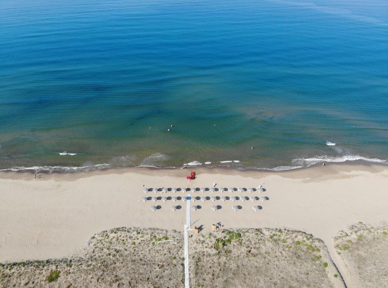 Paestum Inn Beach Resort Exterior photo
