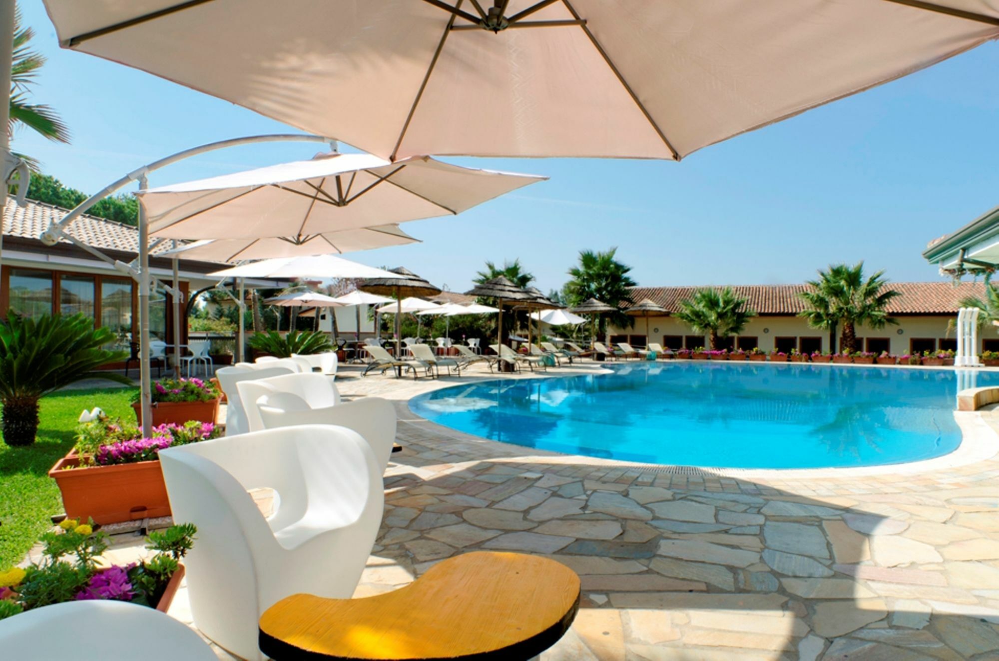 Paestum Inn Beach Resort Exterior photo